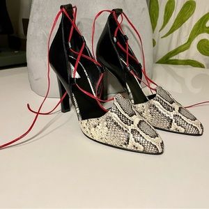 MaxMara Black/Grey/Cream Leather Snakeskin-Print Pumps with Red Ankle Laces